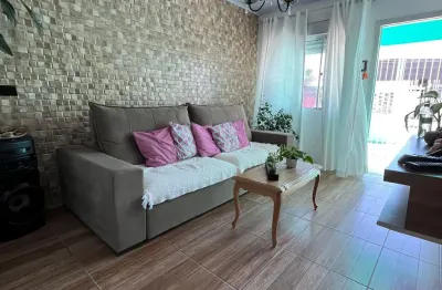 Casa com ótima localização, no parque salgado filho
