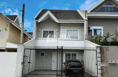 Excelente sobrado duplex à venda em região tranquila e estratégica do bairro uberaba!