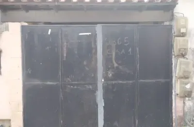 Oportunidade - boa casa térrea antiga mais toda legalizada