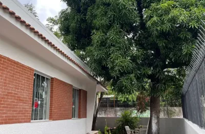 D25-neves-são gonçalo,casa reformada d esquina,3qts,garagem,quintal.bom local,aceita financ.bancário