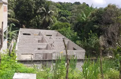 D32-engenho pequeno - são gonçalo - terreno 360m² com  casa inacabada, bem estruturada, condomínio fechado