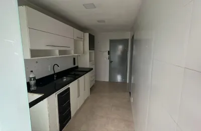 Apartamento reformado no rocha – 3 quartos | 2 varandas | 2 vagas