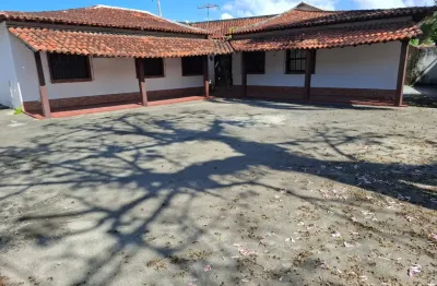 D09-itaipú,maravista,niterói-casa ótimo local 4qts c/3sts,salão,gar,muito quintal,ac.financ.bancário