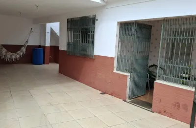 D02-Covanca-São Gonçalo-3Casas-1ª=3qts,Gar,Quintal,2ª=1qto.quintal,3ª=1qto,quintal,terraço,Bom Local