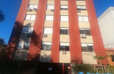 Apartamento de 01 dormitório transformado para 02 ótima localizalção !