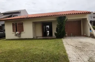 Casa com 3 quartos à venda na Rua Holanda, Centro, Imbé