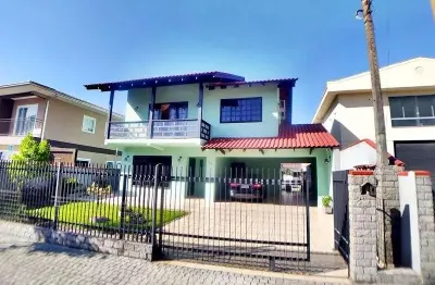 Casa com 4 quartos à venda no Bom Retiro, Joinville 