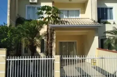 Sobrado geminado no do ubatuba com 2 quartos para venda, 122 m²