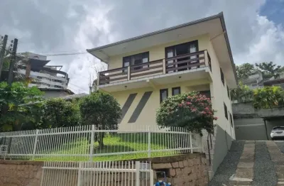 APARTAMENTO no ANITA GARIBALDI com 3 quartos para LOCAÇÃO, 75 m²