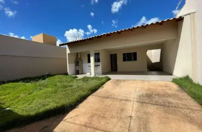 Três quartos, sendo uma suíte - região do coronel antonino