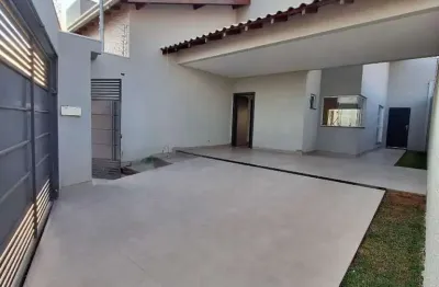 Casa com 1 suíte, 2 quartos e design moderno no bairro água limpa park