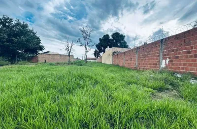 Terreno à venda na Rua Enedina Pereira Ferreira, Parque Residencial Rita Vieira, Campo Grande