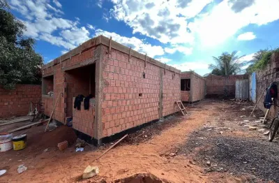 Casa em condomínio fechado com 2 quartos à venda na Avenida José Barbosa Rodrigues, Vila Popular, Campo Grande