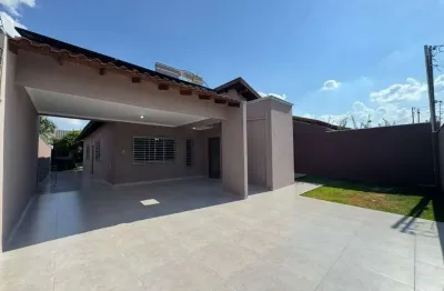 Casa impecável reformada de 2 suítes e 04 quartos no tijuca.