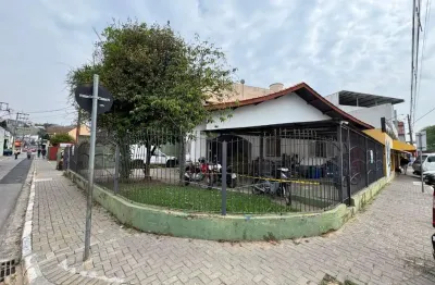 Casa com 3 dormitórios à venda, 219 m² por r$ 1.700.000,00 - centro - mairiporã/sp