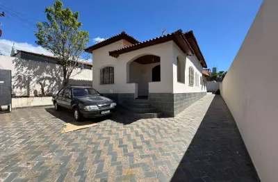 Casa com 3 dormitórios - venda por R$ 1.400.000,00 ou aluguel por R$ 5.500,00/mês - Centro - Mairiporã/SP