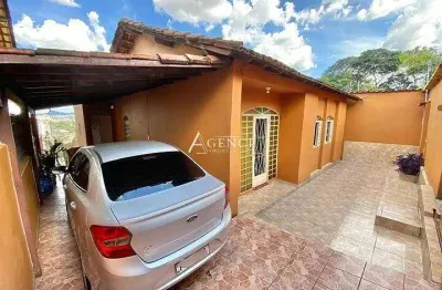Casa com 6 quartos à venda na Rua Emílio de Menezes, Santa Maria, Belo Horizonte
