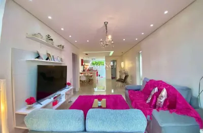 Casa de 3 quartos com suíte, semi suíte e closet no bairro santa maria