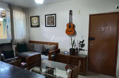 Apartamento com área privativa de 2 quartos, bairro glória