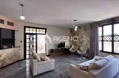 Casa com 4 quartos à venda na Rua Ester Augusta Ribeiro, Camargos, Belo Horizonte