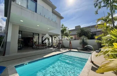 Casa de 4 quartos com suíte, closet no condomínio Portal do Sol