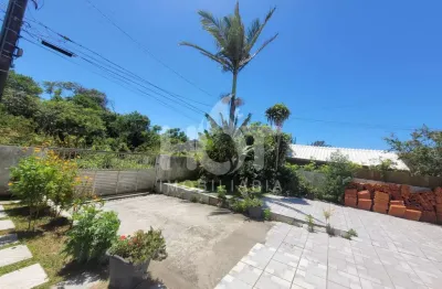 Casa com 3 quartos à venda na servidão das pitangas, 313, campeche, florianópolis, 420 m2 por r$ 2.216.000