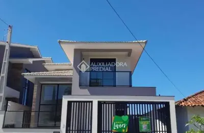 Casa com 3 quartos à venda na rua deputado waldemar salles, 109, lagoa da conceição, florianópolis, 179 m2 por r$ 2.300.000