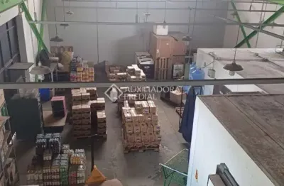 Prédio à venda na rodovia francisco magno vieira, 557, costeira do pirajubaé, florianópolis, 300 m2 por r$ 1.400.000