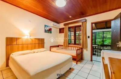 Prédio à venda na servidão pedro manoel fernandes, 96, lagoa da conceição, florianópolis, 2480 m2 por r$ 10.999.000