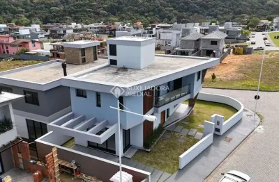 Casa com 3 quartos à venda na rodovia doutor antônio luiz moura gonzaga, 246, rio tavares, florianópolis, 204 m2 por r$ 1.890.000