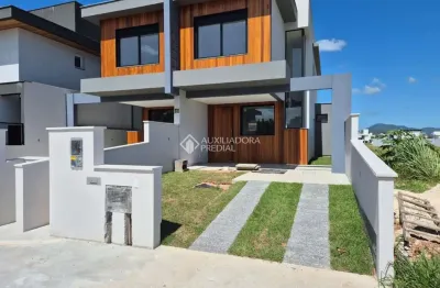 Casa com 3 quartos à venda na rua jardim dos eucaliptos, 1270, campeche, florianópolis, 157 m2 por r$ 1.625.000