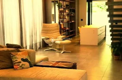 Casa com 3 quartos à venda na rua manoel pedro vieira, 433, morro das pedras, florianópolis, 173 m2 por r$ 1.900.000