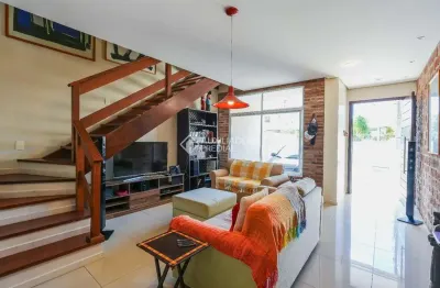 Casa com 3 quartos à venda na rua luiz henrique rosa, 82, lagoa da conceição, florianópolis, 140 m2 por r$ 1.650.000