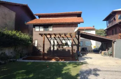 Casa com 3 quartos à venda na rua jardim dos eucaliptos, 1969, campeche, florianópolis, 168 m2 por r$ 1.592.000