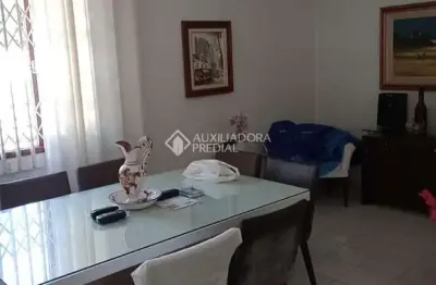 Casa com 3 quartos à venda na rua antônio domingos de souza, 545, carianos, florianópolis, 130 m2 por r$ 990.000