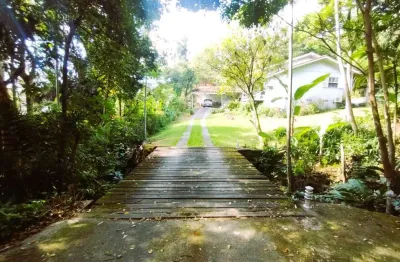 Terreno à venda na servidão joão francisco garcez, 65, lagoa da conceição, florianópolis, 2220 m2 por r$ 3.890.000
