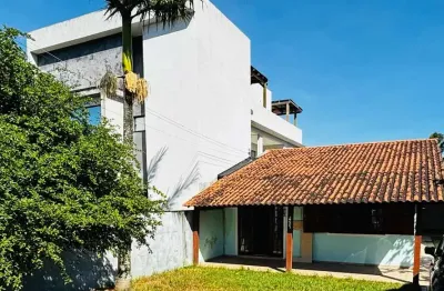 Casa com 3 quartos à venda na rua nossa senhora de fátima, 123, campeche, florianópolis, 100 m2 por r$ 699.000
