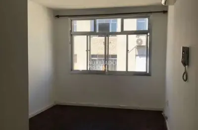 Apartamento com 3 quartos à venda na rua eurico lara, 83, medianeira, porto alegre, 75 m2 por r$ 250.000