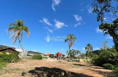 Terreno à venda na servidão antônio josé das chagas, rio tavares, florianópolis, 777 m2 por r$ 915.000