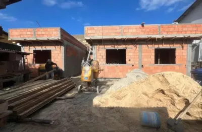 Casa com 2 quartos à venda na rua nossa senhora de fátima, 908, campeche, florianópolis, 70 m2 por r$ 700.000