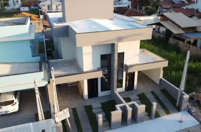 Casa com 2 quartos à venda na Rua Pedro Fernandes, 870, Carianos, Florianópolis, 140 m2 por R$ 1.050.000