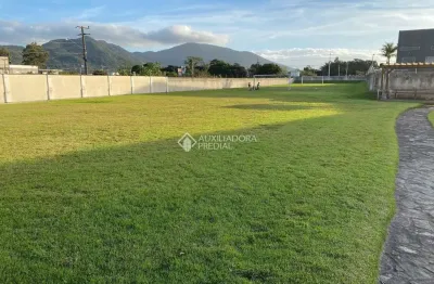 Terreno em condomínio fechado à venda na rua camarinhas, 111, campeche, florianópolis, 399 m2 por r$ 1.090.000