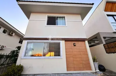 Casa com 2 quartos à venda na rua azálea rosa, 72, campeche, florianópolis, 120 m2 por r$ 1.100.000