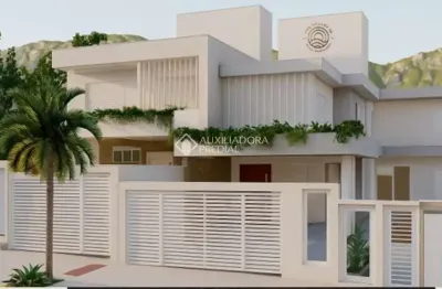 Casa com 3 quartos à venda na rodovia doutor antônio luiz moura gonzaga, 3175, rio tavares, florianópolis, 194 m2 por r$ 1.836.054