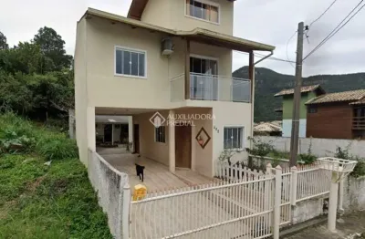 Casa com 4 quartos à venda na servidão leôncio amaro duarte, 402, pântano do sul, florianópolis, 80 m2 por r$ 800.000
