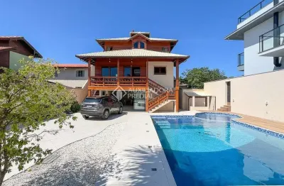Casa com 3 quartos à venda na rua jardim dos eucaliptos, 1971, campeche, florianópolis, 264 m2 por r$ 3.200.000