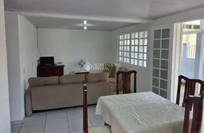 Casa com 2 quartos à venda na servidão das palmeiras verdes, 118, campeche, florianópolis, 82 m2 por r$ 720.000