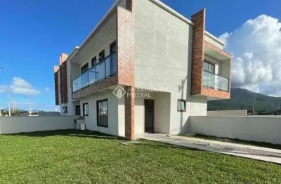 Casa com 2 quartos à venda na servidão moreira, 548, guarda do cubatão, palhoça, 72 m2 por r$ 450.000