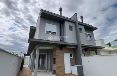 Casa com 3 quartos à venda na Rua Valdeci Izidro da Silveira, 215, Ribeirão da Ilha, Florianópolis, 133 m2 por R$ 1.190.000
