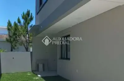 Casa com 2 quartos à venda na rua paineira do ribeirão, 10, ribeirão da ilha, florianópolis, 100 m2 por r$ 868.000